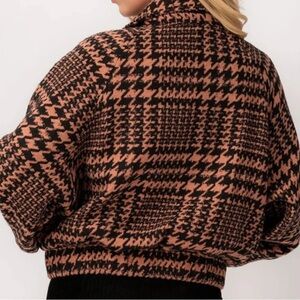 Women's Chic Houndstooth Teddy Jacket - Black and Brown